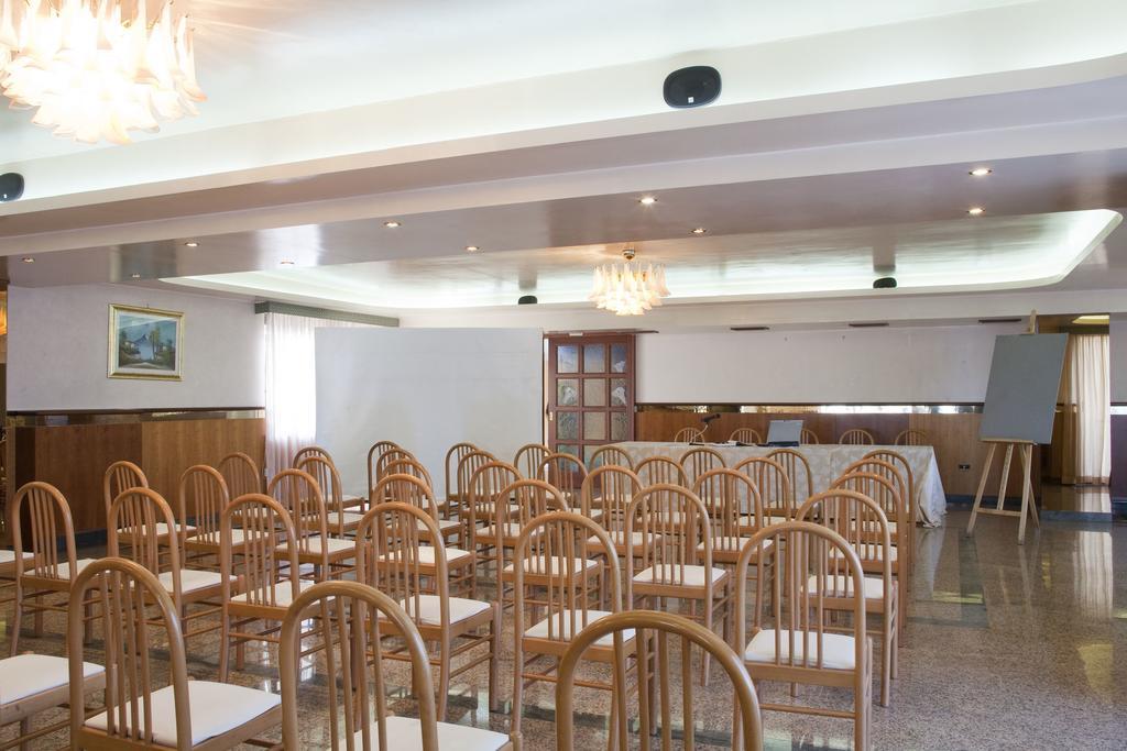 Albergo Ristorante Uliveto Veroli Eksteriør bilde